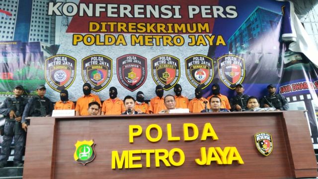 Konferensi pers pembobolan rekening Ilham Bintang di Polda Metro Jaya, Rabu (4/2). Foto: Fachrul Irwinsyah/kumparan