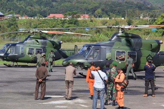 Helikopter MI yang digunakan untuk pencarian di Oksibil. (Dok: Kodam Cenderawasih)