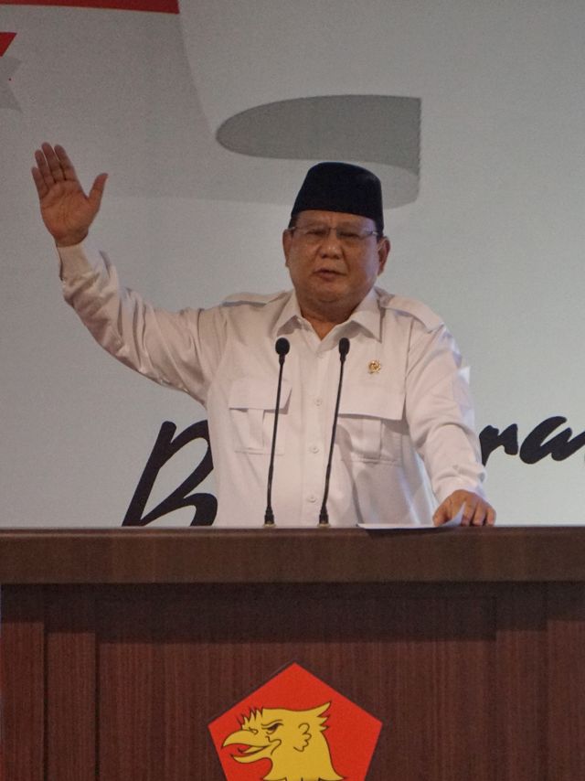 Ketua Umum Partai Gerindra Prabowo Subianto memberikan sambutan pada acara HUT ke-12 Partai Gerindra di Kantor DPP Partai Gerindra, Jakarta, Kamis (6/2). Foto: Jamal Ramadhan/kumparan 