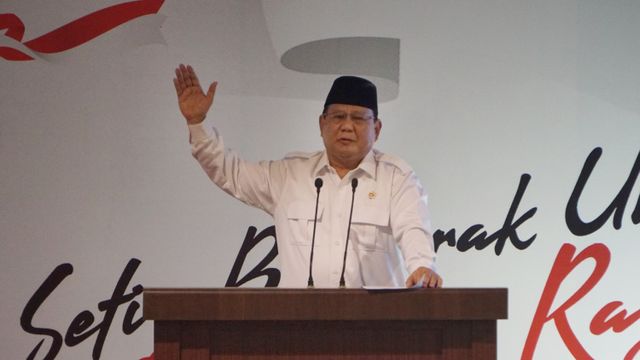 Ketua Umum Partai Gerindra Prabowo Subianto memberikan sambutan pada acara HUT ke-12 Partai Gerindra di Kantor DPP Partai Gerindra, Jakarta, Kamis (6/2). Foto: Jamal Ramadhan/kumparan