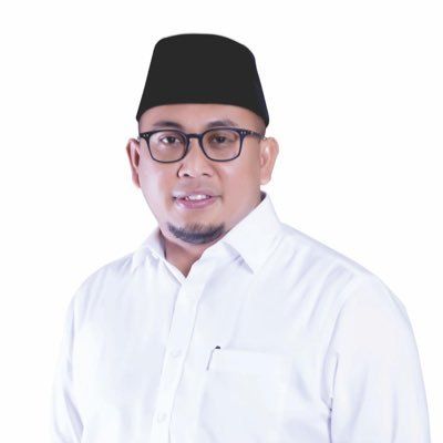 Ilustrasi Twitter @Andre_Rosiade