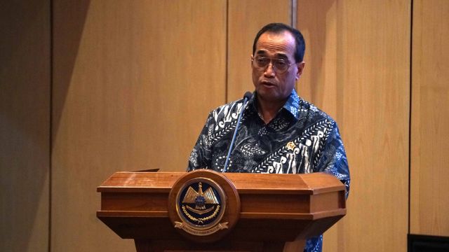 Menhub Budi Karya Sumadi saat memberikan sambutan saat Penandatanganan kerja sama pemerintah dengan badan usaha (KPBU) Bandar Udara Komodo di Kemenhub.  Foto: Irfan Adi Saputra/kumparan 