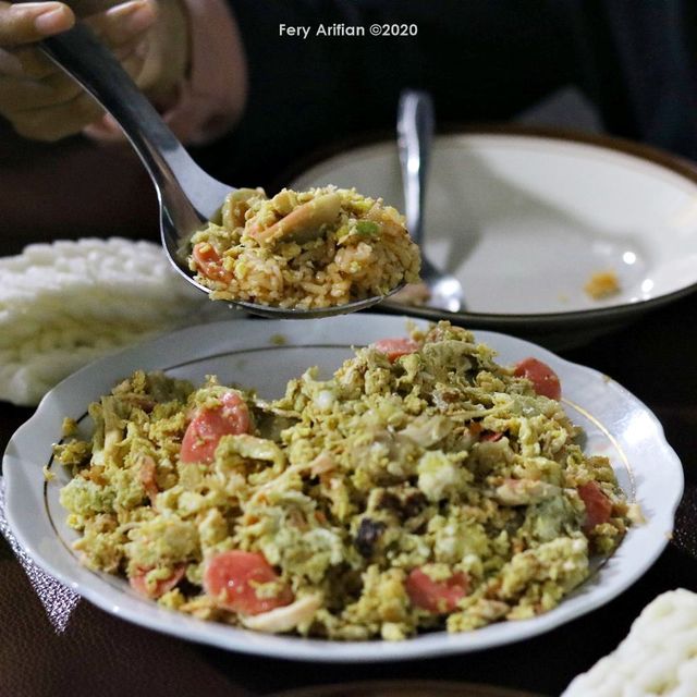 Nasi Goreng Pak Dji Porsi Jumbo Malang (Foto: Fery Arifian)