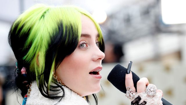 Billie Eilish menghadiri Oscars 2020 di Hollywood, Amerika Serikat. Foto: REUTERS/Mike Blake