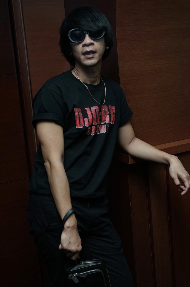 Artis Aming saat hadir di rilis poster film Djoerig Salawe di Plaza Senayan, Jakarta, Rabu, (12/2). Foto: Dok. Ronny