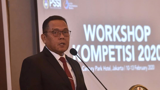 Direktur Utama PT LIB, Cucu Sumantri, ketika memberikan sambutan dalam acara Workshop Kompetisi 2020. Foto: Dok. Media LIB