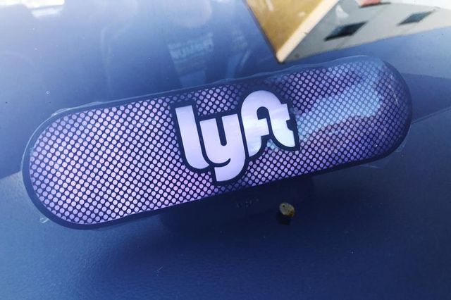 Lyft Proyeksi Pertumbuhan Pendapatan 2020 Melambat