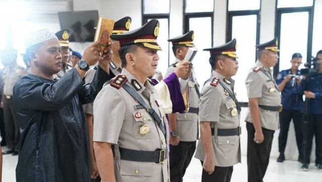 Prosesi serah terima jabatan (sertijab) di Mapolda Sulbar. Foto: Dok. Humas Polda Sulbar