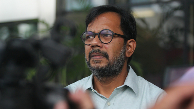 Direktur Lokataru, Haris Azhar saat tiba di Gedung KPK, Jakarta, Selasa (18/2). Foto: Nugroho Sejati/kumparan