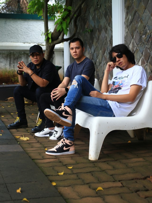 Band Armada saat berkunjung ke kantor kumparan di Jalan Jati Murni no.1A, Selasa (18/2). Foto: Faisal Rahman/kumparan