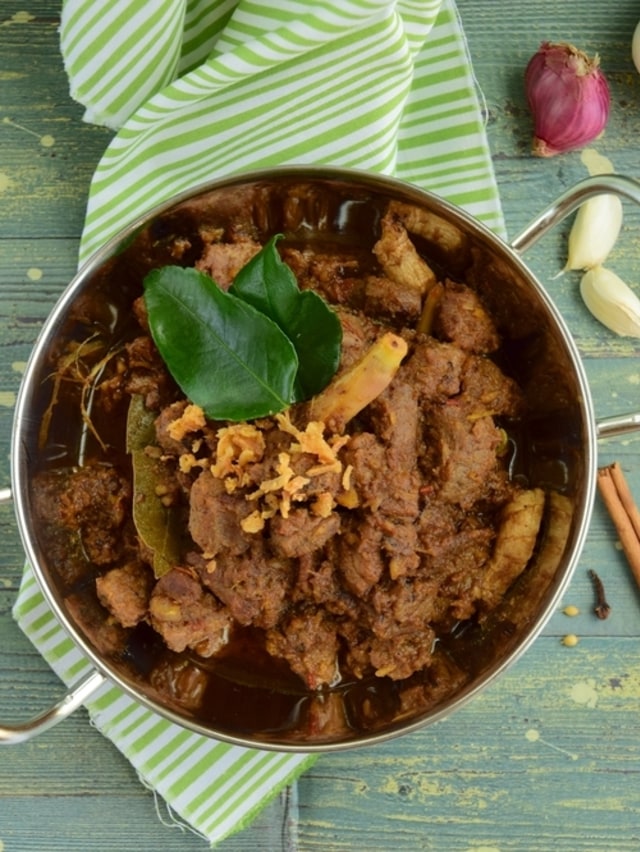 Ilustrasi Rendang. Foto: Shutter Stock