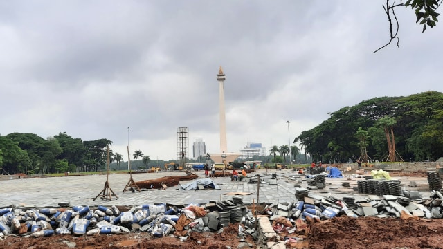 Proyek Revitalisasi Monas. Foto: Efira Tamara Thenu/kumparan