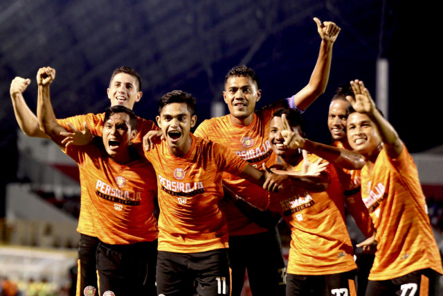 Pemain Persiraja Banda Aceh merayakan gol semata wayang. Foto: Suparta/acehkini 