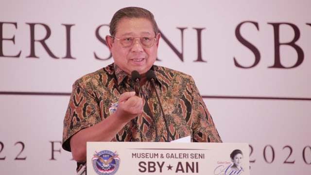 Presiden Indonesia ke-6 Susilo Bambang Yudhoyono memberikan sambutan saat groundbreaking Museum dan Galeri Seni SBY-ANI di Pacitan. Foto: Dok. Istimewa