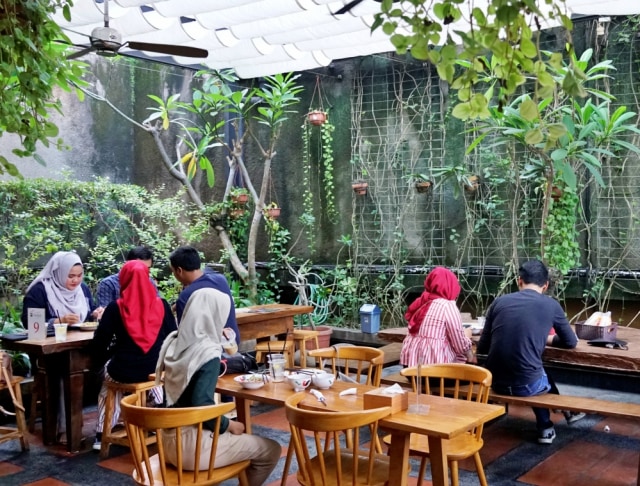 Suasana di Sedjuk Bakmi dan Kopi Foto: Safira M/ kumparan