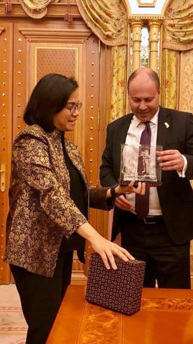 Pertemuan bilateral Sri Mulyani dengan Menkeu Australia Josh Frydenberg di acara G20 di Riyadh, Arab Saudi. Foto: Instagram/@smindrawati