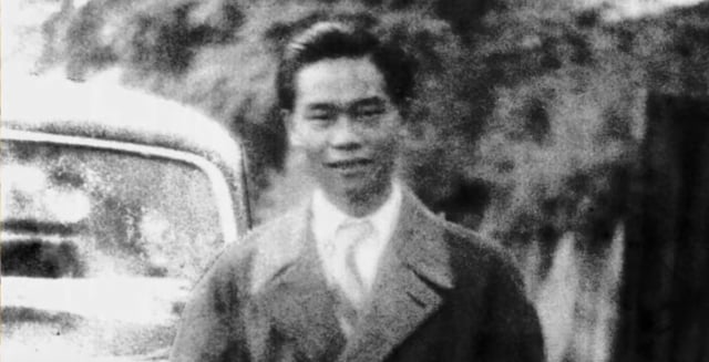 Eka Tjipta Widjaja semasa muda. Dok. Youtube