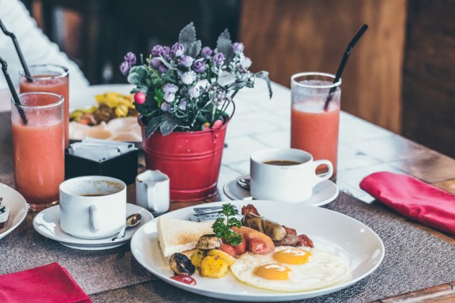 Ilustrasi makanan dan minumana. Foto: Unsplash
