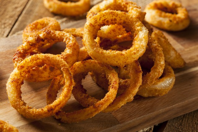 Ilustrasi onion ring. Foto: dok.shutterstock