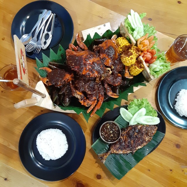 Raja heboh ala Kepiting Bagan Situngku Raja, Mampang Foto: Azalia Amadea/Kumparan