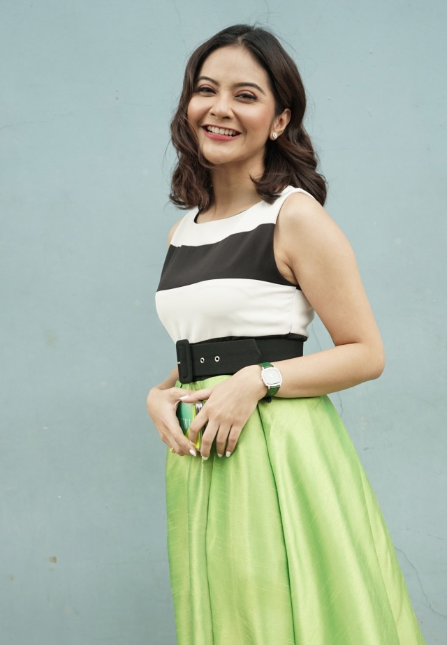 Penyanyi Tiwi saat ditemui di Kawasan Tendean, Jakarta, Rabu, (26/2).  Foto: Ronny