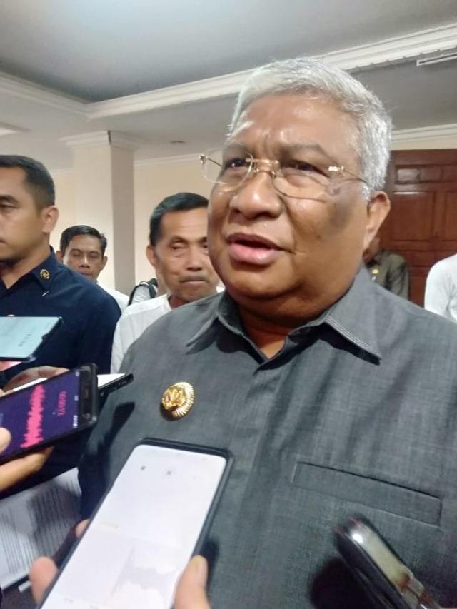 Gubernur Sulawesi Tenggara, Ali Mazi. Foto: Abdillah/kendarinesia.