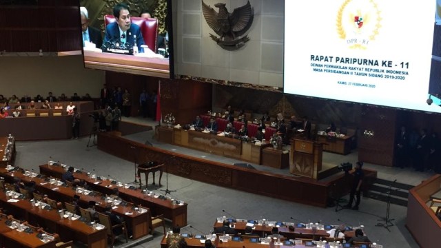 Rapat paripurna ke-11 Jelang Penutupan Masa Sidang DPR RI Tahun Sidang 2019-2020. Foto: Paulina Herasmaranindar/kumparan