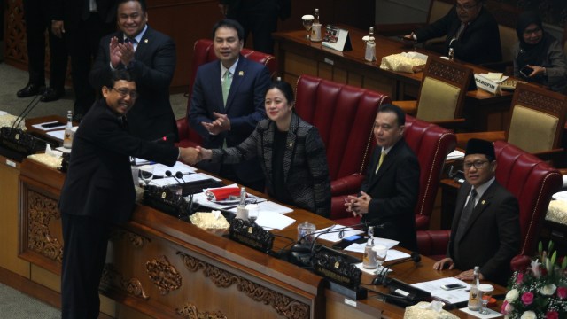 Ketua DPR RI, Puan Maharani saat Rapat Paripurna DPR RI dengan agenda laporan Komisi II DPR terhadap pergantian calon komisioner KPU dan PAW di Jakarta. Foto: Nugroho Sejati/kumparan