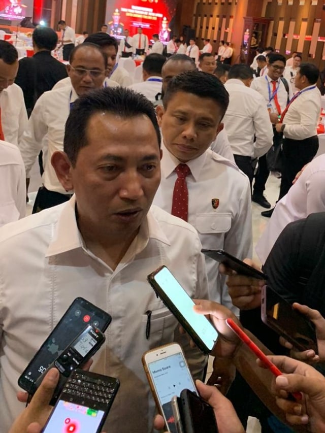 Kabareskrim Polri Komjen Pol Listyo Sigit Prabowo didampingi Dirtipidum Brigjen Pol Ferdy Sambo. Foto: Mirsan Simamora/kumparan