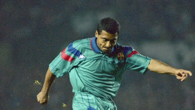 Romario saat berkostum Barcelona. Foto: Chris Cole/Getty Images