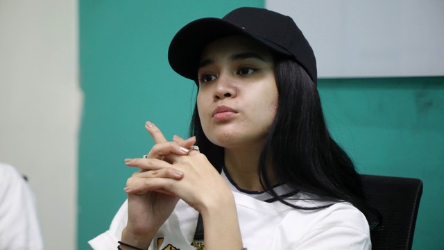 Michelle Ziudith saat promo film Mekah I'm Coming ke kantor kumparan. Foto: Fitra Andrianto/kumparan