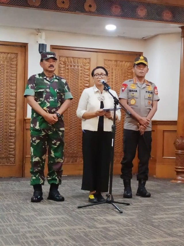 Menteri Luar Negeri Retno Marsudi memberikan sambutan saat melepas tim evakuasi WNI di Kapal Diamond Princess di Yokohama, Jepang. Foto: Helmi Afandi Abdullah/kumparan 