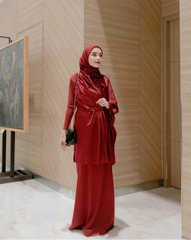 look hamidah saat menghadiri pernikahan, dok: instagram/hamidahrachmayanti