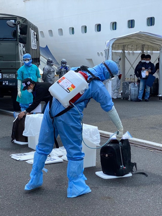 Pemulangan kru WNI di kapal Diamond Princess. Foto: Dok. KBRI Tokyo