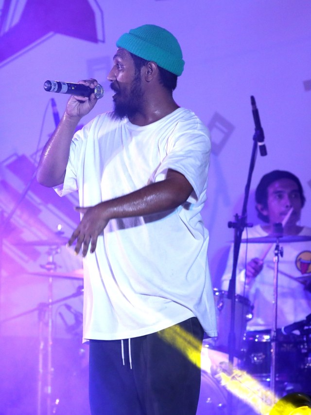 Penampilan Tuan Tigabelas pada BNI Java Jazz Festival 2020 di JIExpo Kemayoran, Jakarta, Minggu (1/3/2020).
 Foto: Nugroho Sejati/kumparan