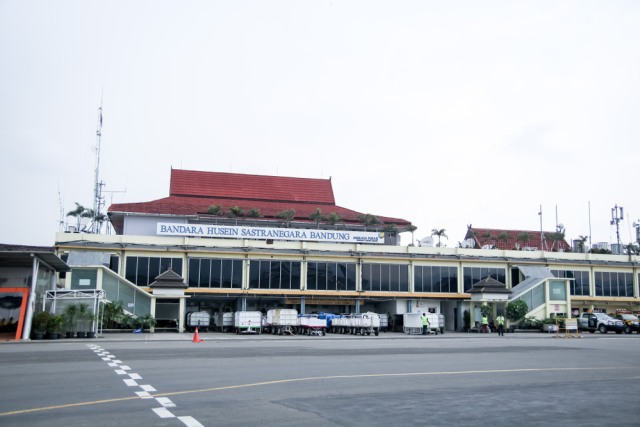 Bandara Husein Sastranegara Bandung. Foto: Shutter Stock