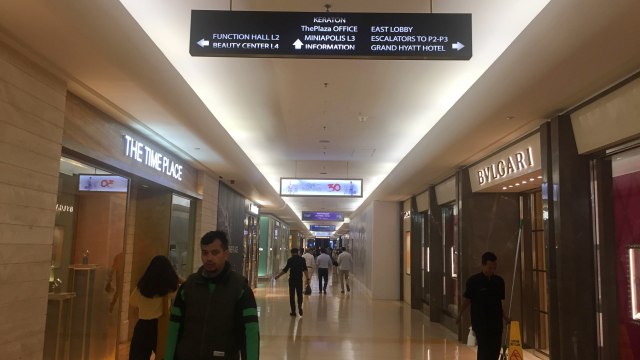 Suasana di Plaza Indonesia, Selasa siang (3/3). Foto: Moh Fajri/kumparan