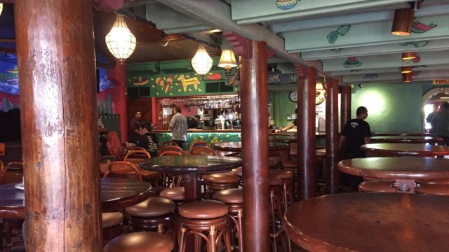 Suasana di Restoran Amigos, Kemang, Jakarta Selatan. Foto: Andesta Herli Wijaya/kumparan