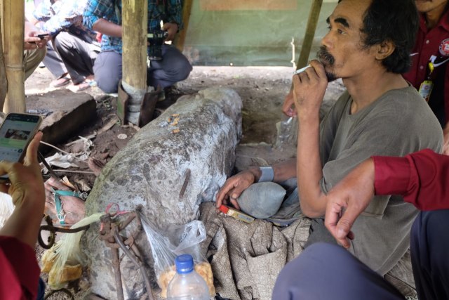 Suyanto, warga Dusun, Sumbersari, Dampit, Kabupaten Malang. Foto: Rizal Adhi Pratama