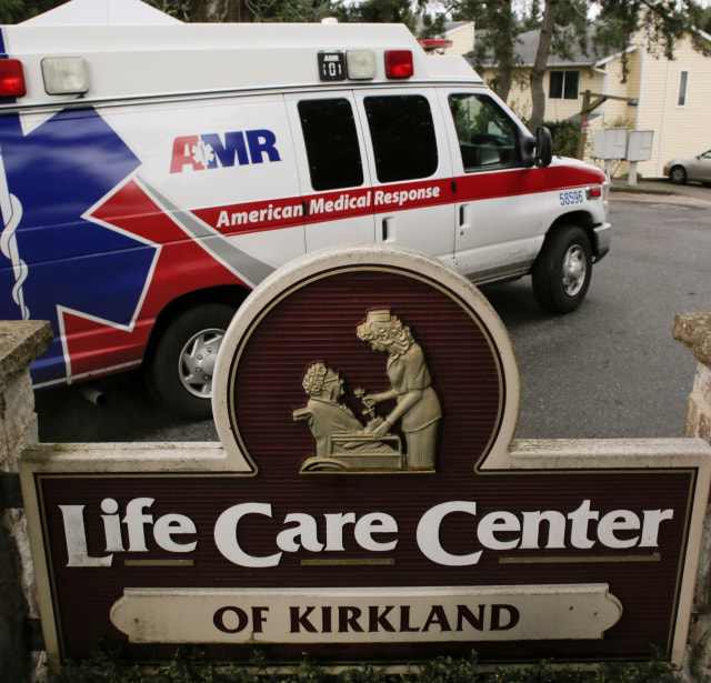 Panti jompo Life Care Center di Washington, Amerika Serikat  Foto: Reuters/David Ryder