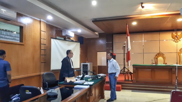 Sidang tindak pidana korupsi Eks Sekda Jabar Iwa Karniwa, Rabu (4/3). (Foto: Assyifa/bandungkiwari.com)