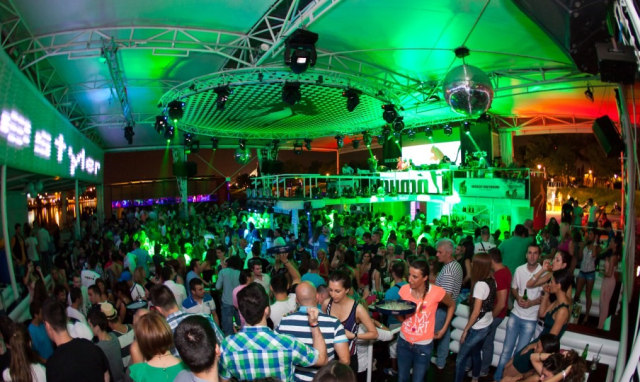 Suasana di klub Freestyler di Beograd (Sumber: Flickr.com/Kraljsin)