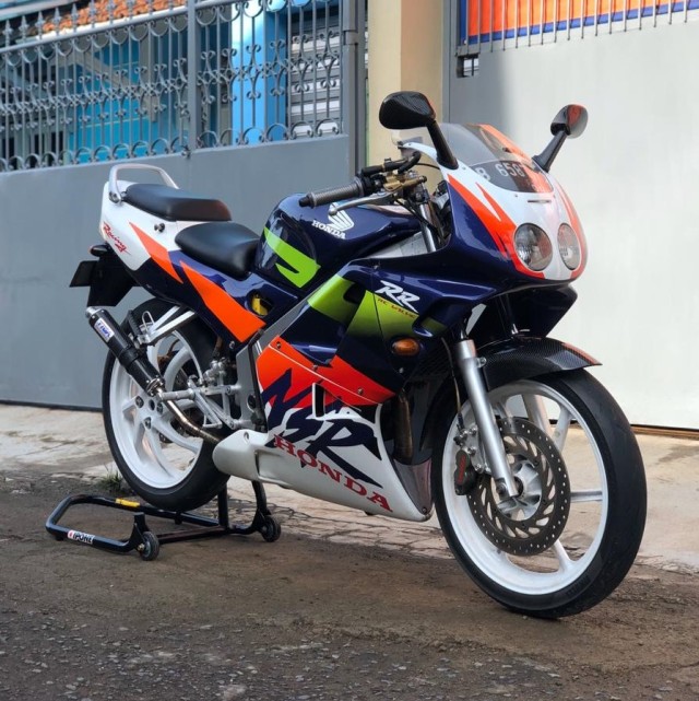 Tampilan depan Honda NSR 150RR Foto: dok. Gerry Delfiandry 