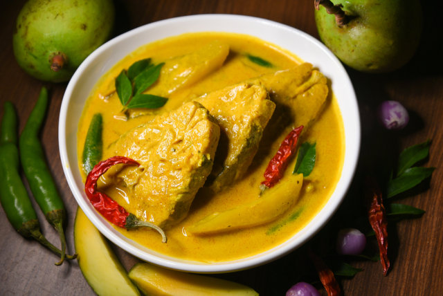 Ilustrasi ikan patin bumbu kuning. Foto: shutterstock