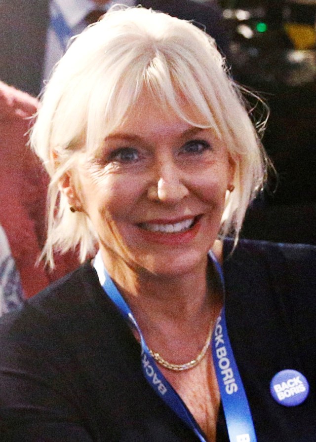 Menteri Kesehatan Inggris Nadine Dorries. Foto: REUTERS/Henry Nicholls