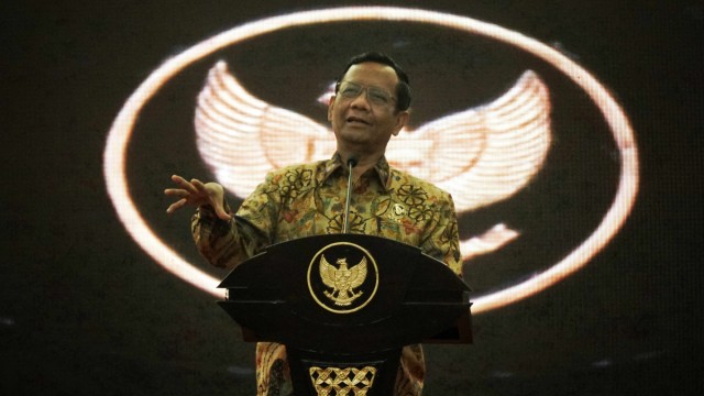 Menko Polhukam Mahfud MD memeberikan sambutan saat Rapat Koordinasi Nasional Pengamanan Perbatasan Negara di Hotel Pullman, Jakarta. Foto: Irfan Adi Saputra/kumparan