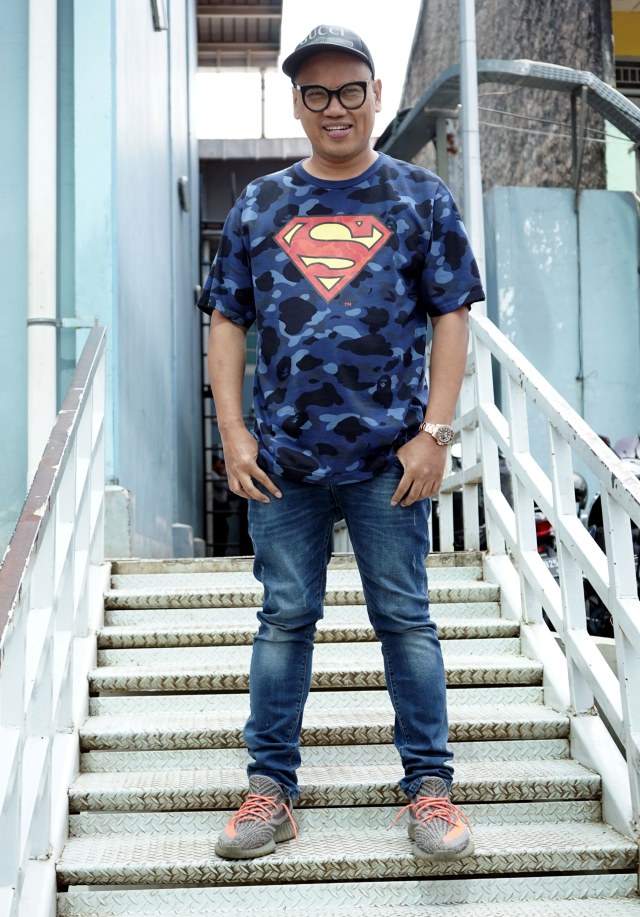 Presenter Uya Kuya saat ditemui di kawasan Tendean, Jakarta. Foto: Dok. Ronny