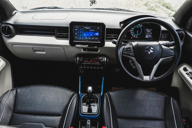 Interior Suzuki Ignis, city car 1.200 cc di Indonesia Foto: Bangkit Jaya Putra/kumparan