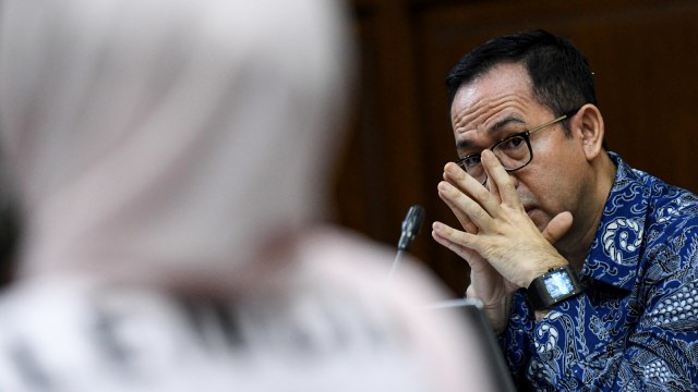 Tubagus Chaeri Wardana menajalani sidang lanjutan di Pengadilan Tipikor, Jakarta, Kamis (12/3). Foto: ANTARA FOTO/M Risyal Hidayat