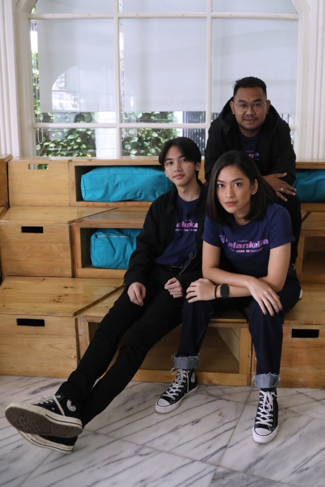 Ari Irham, Taskya Namya, dan M. Irfan Ramli saat berkunjung ke kantor kumparan, Jakarta, Kamis (12/3). Foto: Fanny Kusumawardhani/kumparan